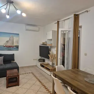 Plavia Biograd Biograd Na Moru
