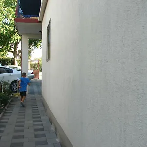 Konukevi Filip 2, Biograd Na Moru