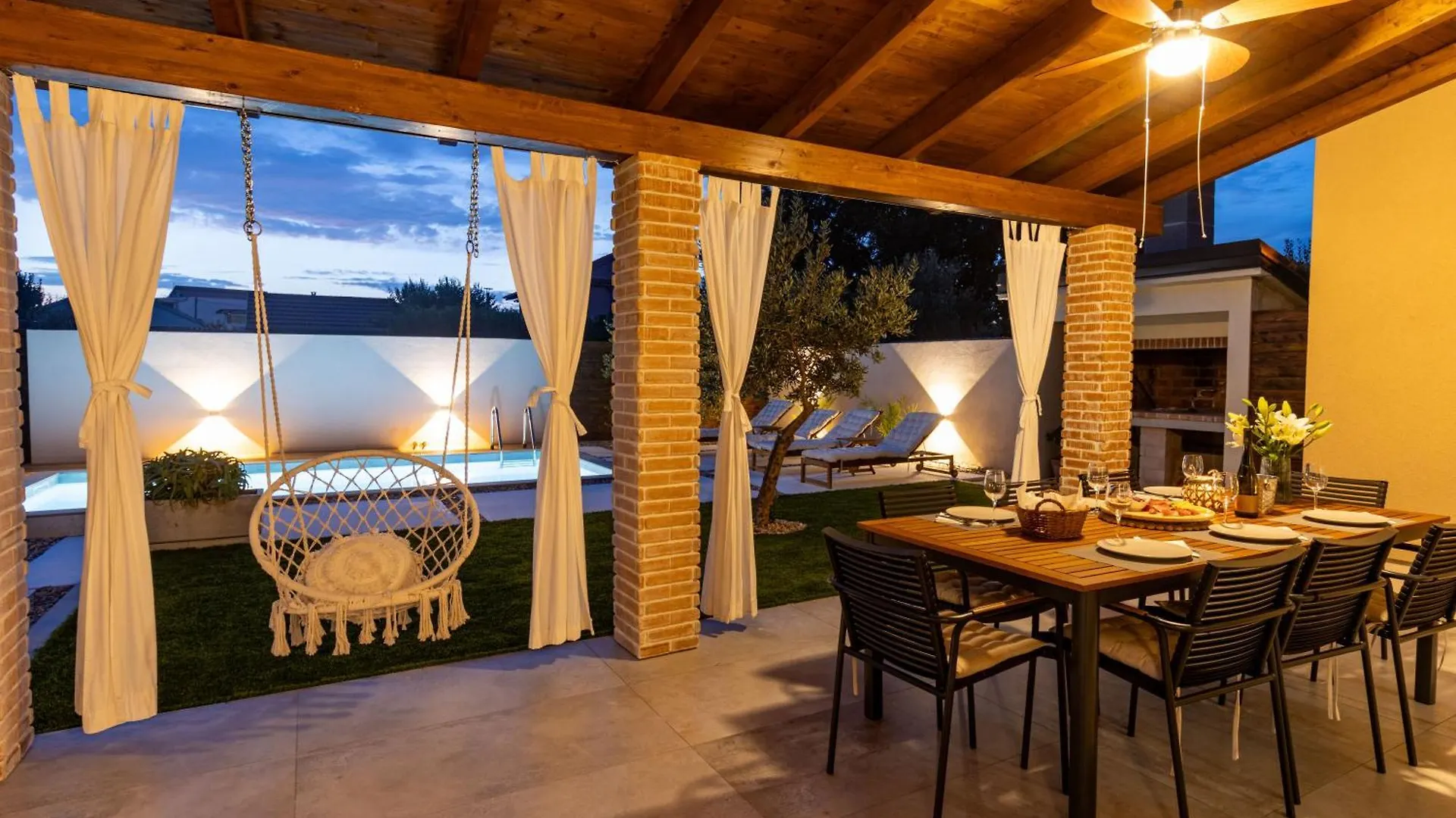 Villa Holiday Home Silencio Biograd Biograd Na Moru